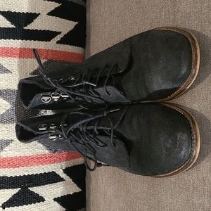 Banana Republic Men's Suede Boots 7.5